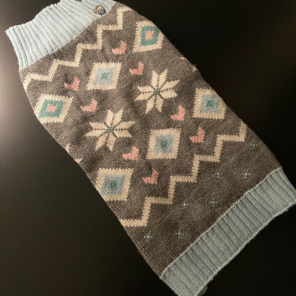 Dog 🐶 sweater,knitted,new without tag 🏷